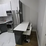 Super Modern 2 Bed Apartment In Manhattan Ny