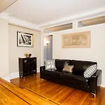Perfect 3 Bedroom Midtown East, Doorman Apt