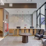 Microtel By Wyndham Long Island Hotel