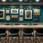 Merrion Row And Public House Hotel 4*