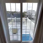 Brant Beach Oceanside Home.2 Living Room Summer Home That Has Room For The Whole Family. 140253