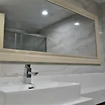Lic Plaza Hotel 3*