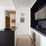 Exchange Terrace II