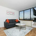 Spectacular Studio In The Ues