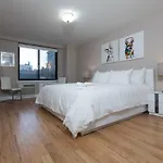 Cozy 2 Bedrooms Apartment By Central Park