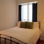 Apartment 2Bd/ 2Ba E 7Th St