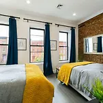 Stayloom\'S Charming Designer Space | Near A/C/J