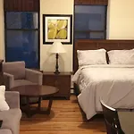 Cozy Apartment Times Square