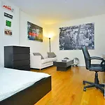 329 East Apartment #232463 Apts