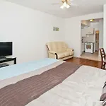 East 81 Studio #232476 Apts