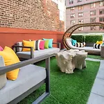 Staypineapple, An Artful Hotel, Midtown New York