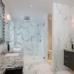 Aka Sutton Place Aparthotel 4*