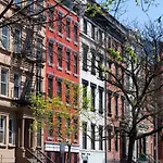 Brand New & Quiet Apt In The Village