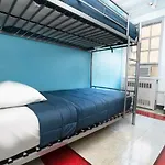 Hostel West Side Ymca