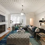 New Sophisticated 4Br/2.5Ba Nyc Midtown Apt