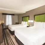 La Quinta By Wyndham Brooklyn Central Hotel