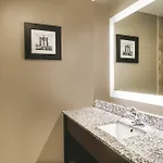 La Quinta By Wyndham Brooklyn Central Hotel