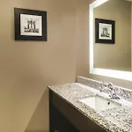 La Quinta By Wyndham Brooklyn Central New York