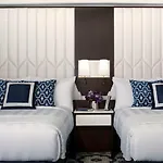 By Marriott Manhattan/central Park Hotel 4*