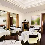 Iroquois Times Square 5* New York