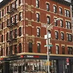 Stay In The Heart Of Manhattan