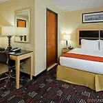 Hotel Express - Street By Ihg