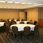 Hampton - Laguardia Airport Hotel 3*