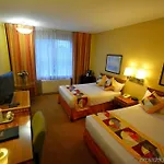 Adria And Conference Center 3* New York