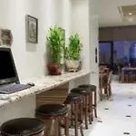 Ramada By Wyndham Flushing Queens Hotel 3*