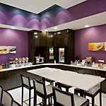 Hotel Fairfield & By Marriott Queens/queensboro Bridge