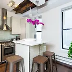 Amazing Soho Apartments With Private Backyard