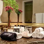Hotel Avalon 4*