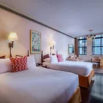 Hotel Avalon 4*
