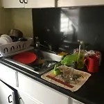 5 Min. From Jfk Guest house *