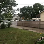 Guest House 5 Min. From Jfk