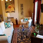 Cozy Fully Furnished Apartment Near Prospect Park & Public Transport