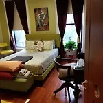 Spacious Fully Furnished Harlem Near Morningside Park New York