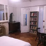 Bed & Breakfast Illumination