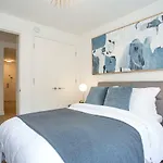 Exquisite 2 Bedroom 2 Baths All Modern And High End Furniture - Midtown East