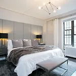 Fifth Avenue Ultra Luxurious Large 3 Bedroom - Domenico Vacca Building - Gym /Doorman/Elevator