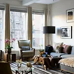 Lavish 3 Bedroom Near Penn Station / Msg