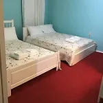 5 Min. From Jfk Guest house New York