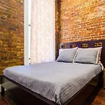 Luxury 2 Bdrm Grand Central Sleeps 5