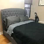 Large Penthouse Suite 1Br In Prime East Village