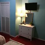5 Min. From Jfk Guest house *