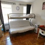Spacious Private Room By The Ocean On Brighton Beach