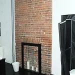 Plush Spacious 1 Bedroom Williamsburg Apartment *