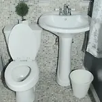 Plush Spacious 1 Bedroom Williamsburg Apartment New York