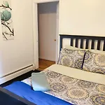 Home In Nyc Near All Transportation