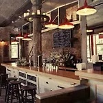 Hamilton Heights Inn